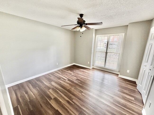 Building Photo - 8415 Woolrich Dr