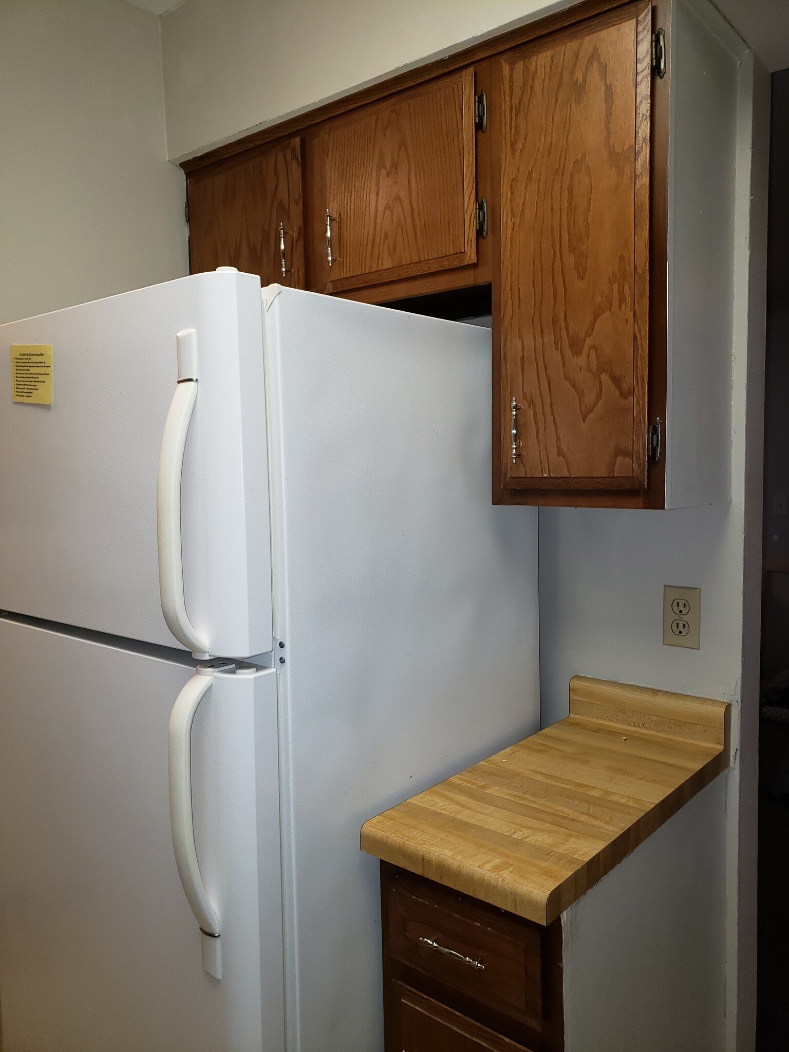 Kitchen - 401 Cheviot Chase