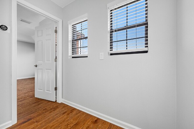 Building Photo - Beautiful Sonesta Walk Townhome with Resor...