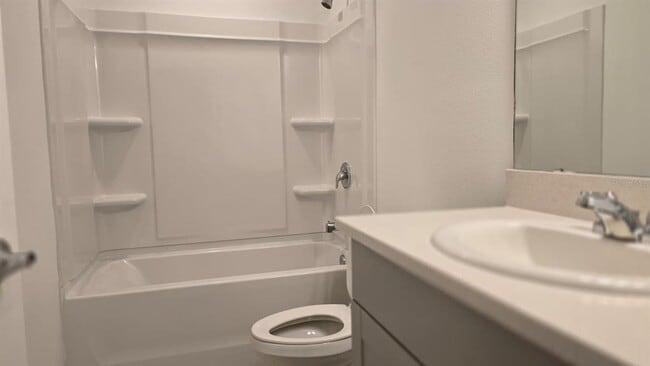 Building Photo - 2220 Portrait St