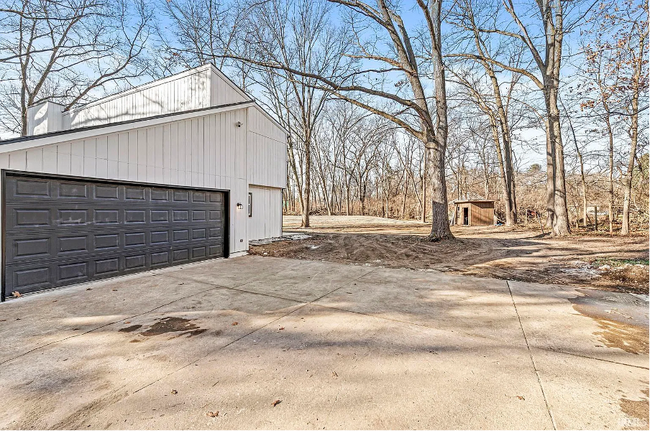 Building Photo - 19303 Summers Dr