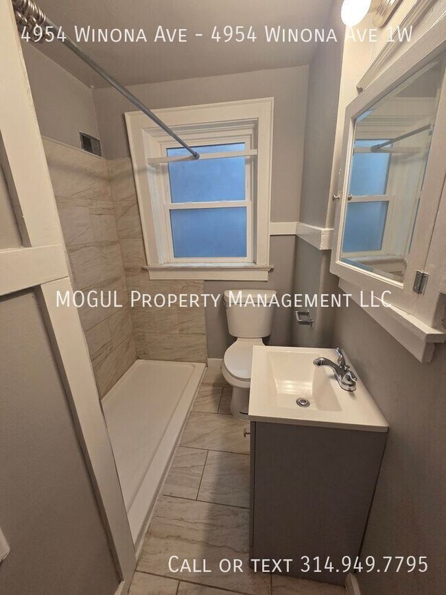 Building Photo - 4954 Winona Ave