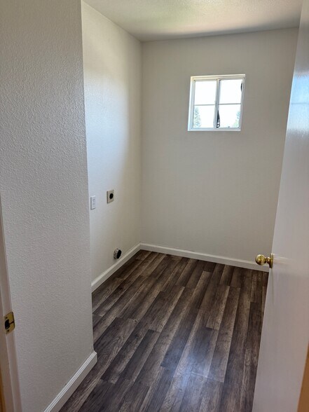 Building Photo - 2509 Vienna Ct