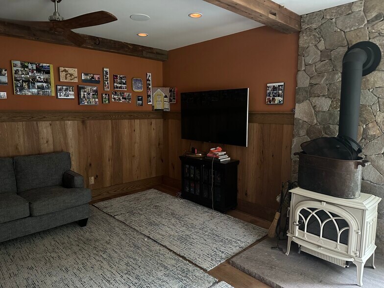 Wood stove - 19 Union St
