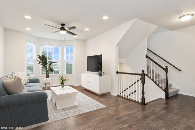 Building Photo - 4465 Monroe Ct