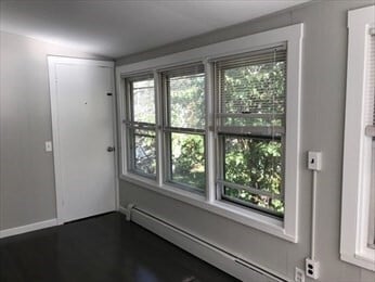 Building Photo - 9 Neponset Ct