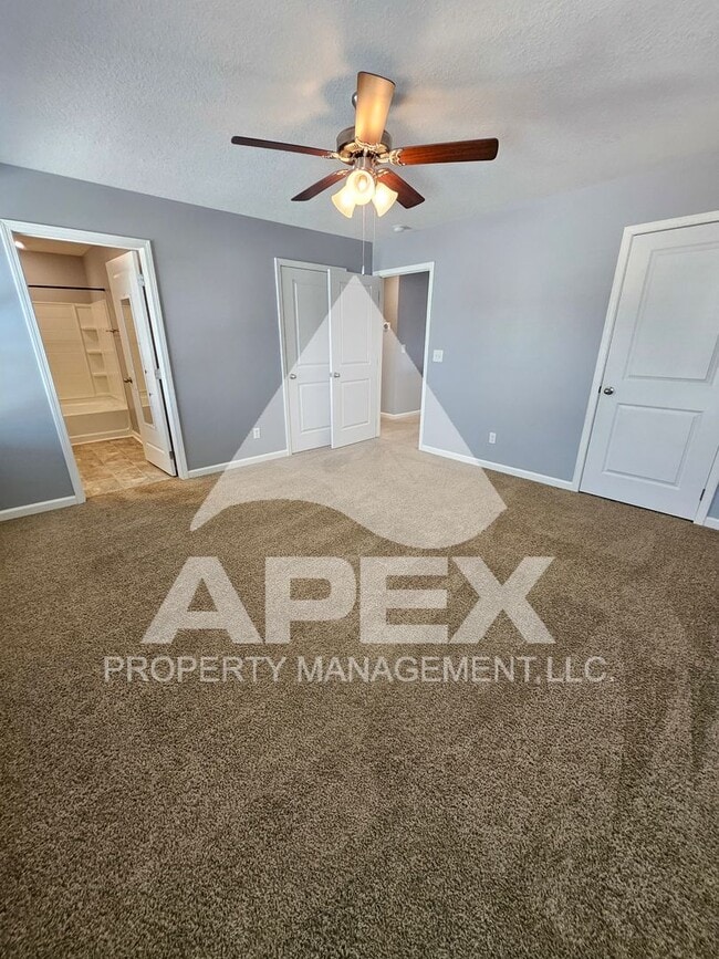 Building Photo - Stunning 5 Bd / 3.5 Ba 2-Story Single Family home in Hardin Valley!