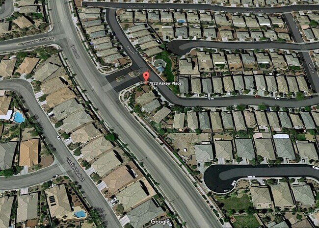 Building Photo - Fabulous 3 bedroom home in gated community!