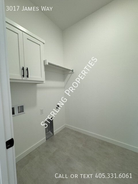 Building Photo - 3017 James Way