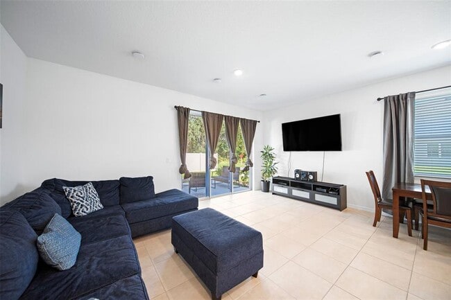 Building Photo - 3593 Anibal St