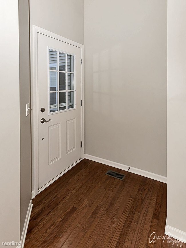 Building Photo - 2 br, 2 bath House - 2727 Kendall Xing