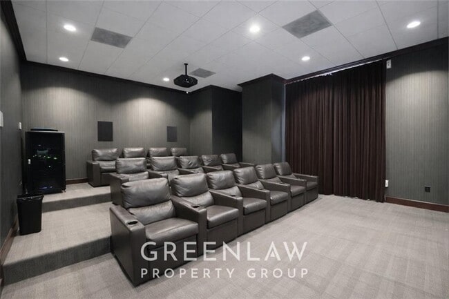 Building Photo - 195 14th St NE