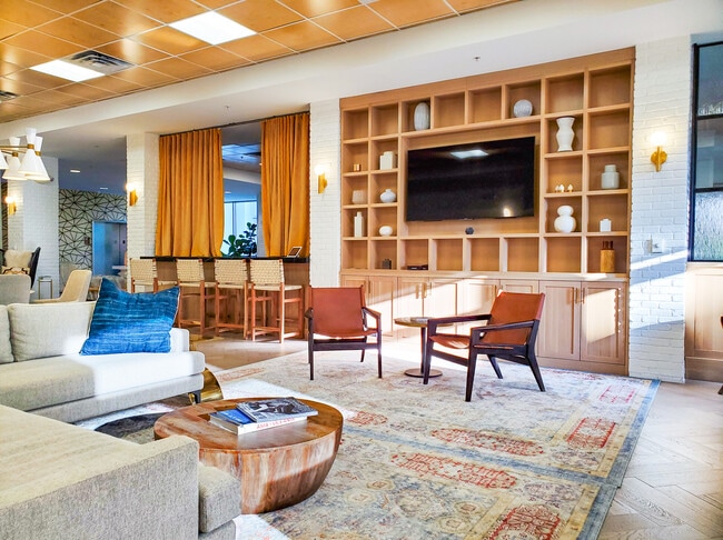 Common Work Area - 3401 Arapahoe Ave