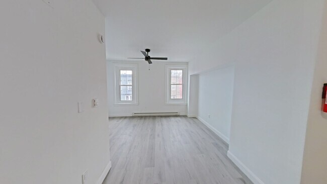 Building Photo - 2438 N 20th St