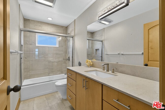 Building Photo - 23907 Malibu Knolls Rd