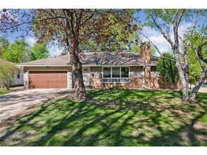 Building Photo - 6416 Wilryan Ave