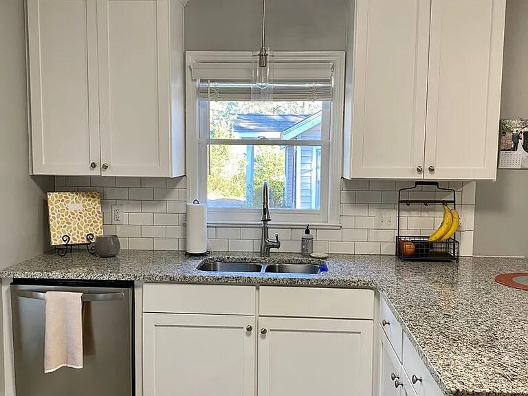 Building Photo - 3924 Bright Ave