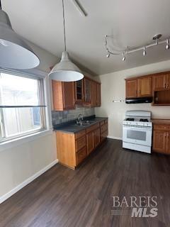 Building Photo - 16 Frances St