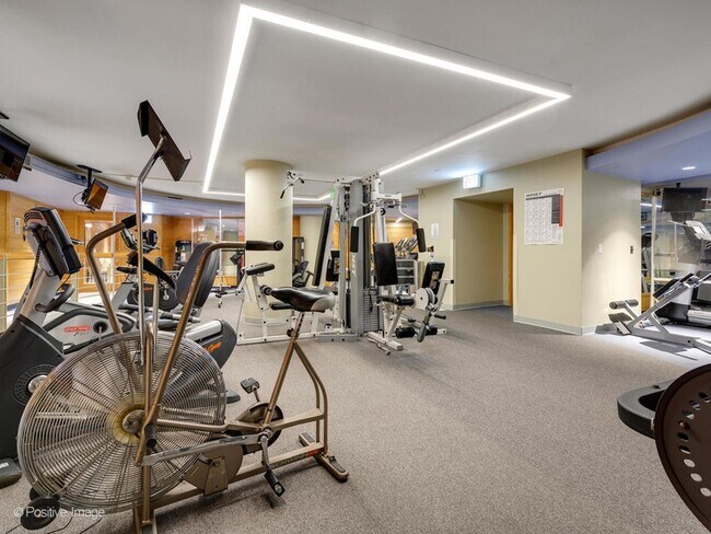 Building Photo - 155 N Harbor Dr