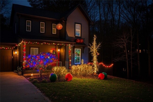 Building Photo - 2231 Cavanaugh Ave SE