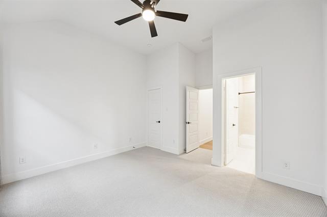 Building Photo - 1415 Woodpecker Ln