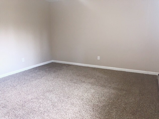 Building Photo - 2803 Aspen Dr