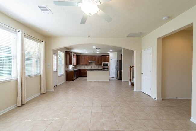 Building Photo - 6402 Addlestone Ridge Ln