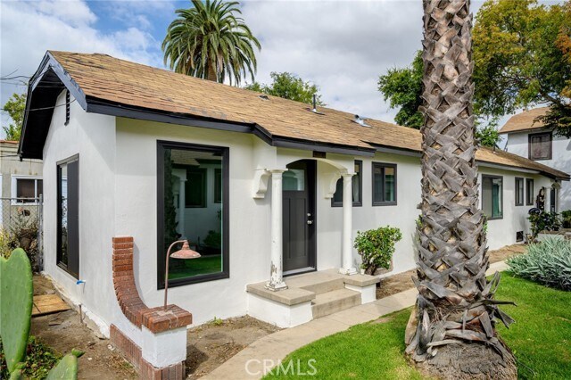 Building Photo - 417 Riverdale Dr
