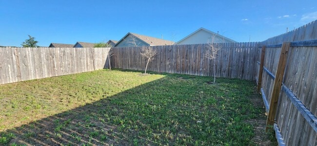 Building Photo - Thea Meadows-4-bedroom, 2 baths