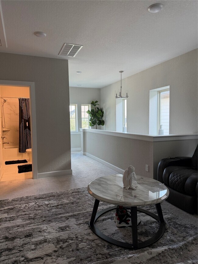 Building Photo - 10719 Pleasant View Dr