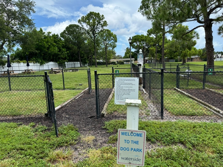 Building Photo - 5006 Starfish Dr SE