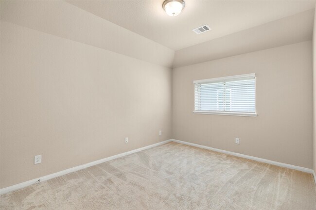Building Photo - 15714 Highlands Cove Dr