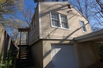 Building Photo - 3206