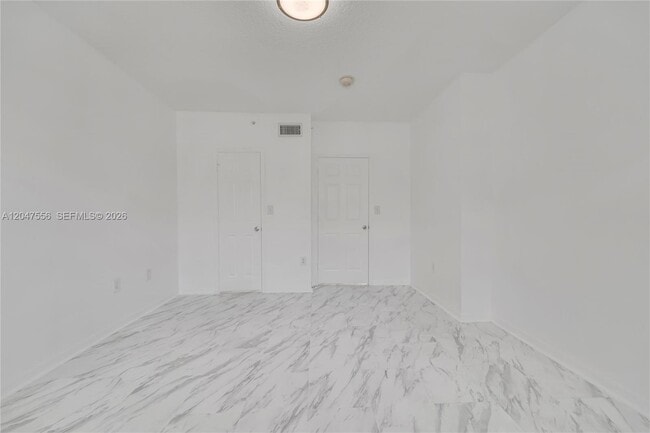 Building Photo - 215 SW 117th Terrace
