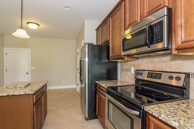 Building Photo - 205 Swem Ct