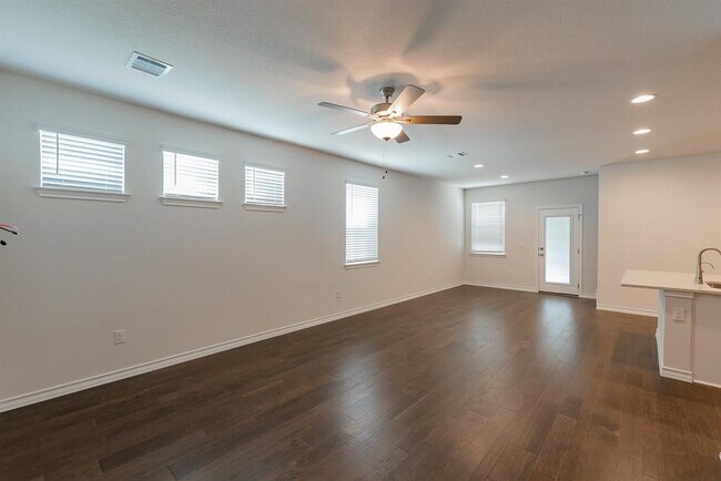 Building Photo - 5302 Mulberry Grove Ln