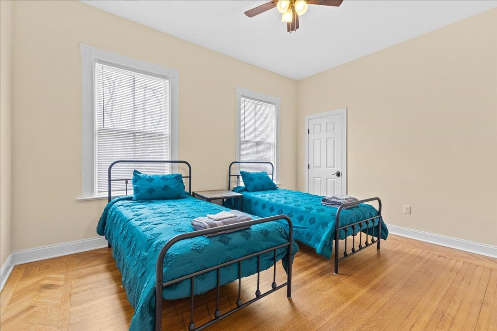 Building Photo - 416 Pearl St