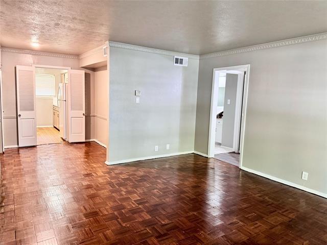 Building Photo - 7920 Royal Ln