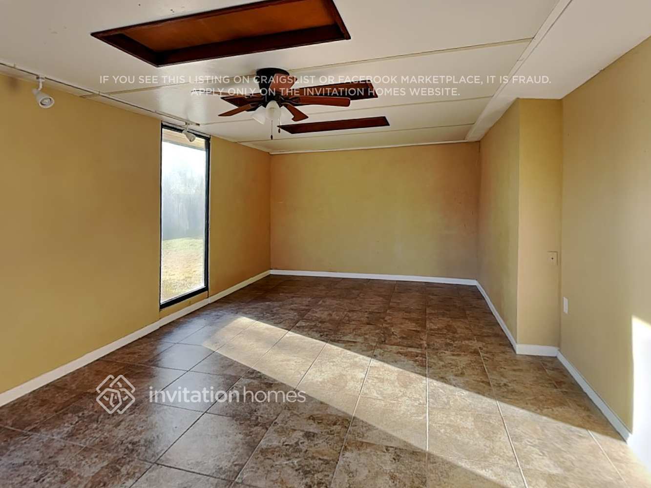 Building Photo - 4640 Wineberry Dr