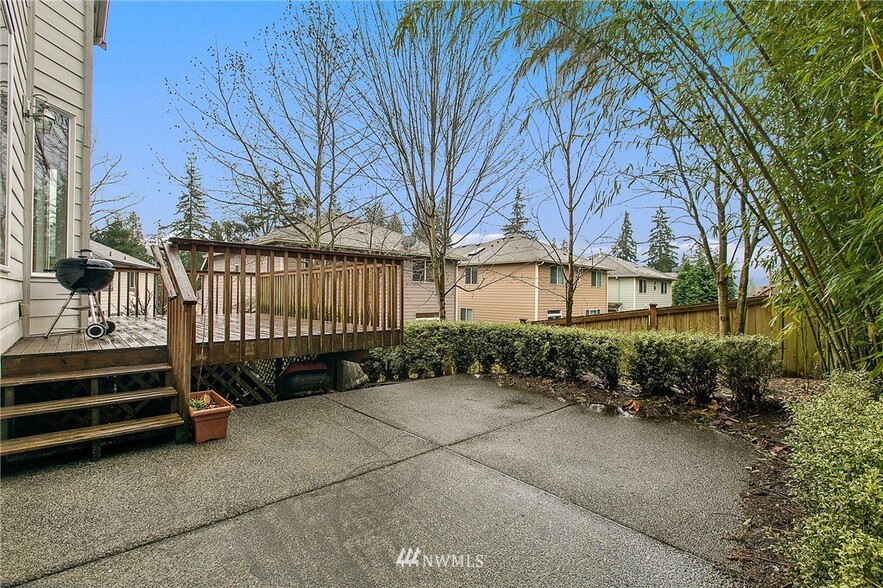 Building Photo - 13607 NE 202nd St