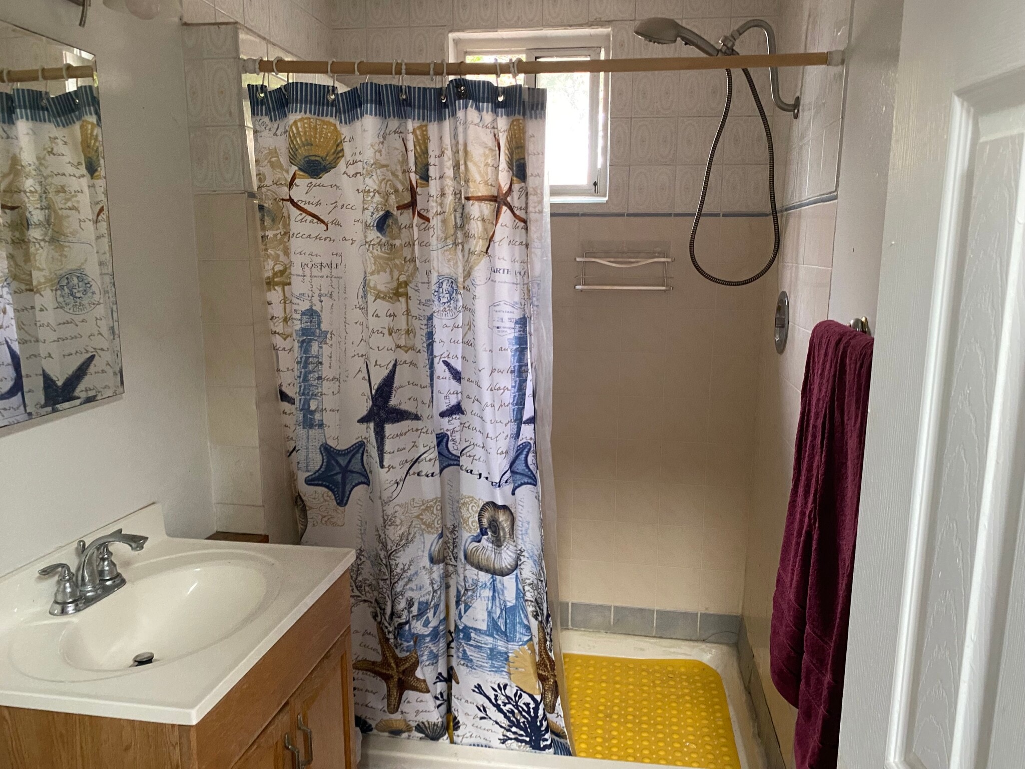 Building Photo - 3652 Promontory St