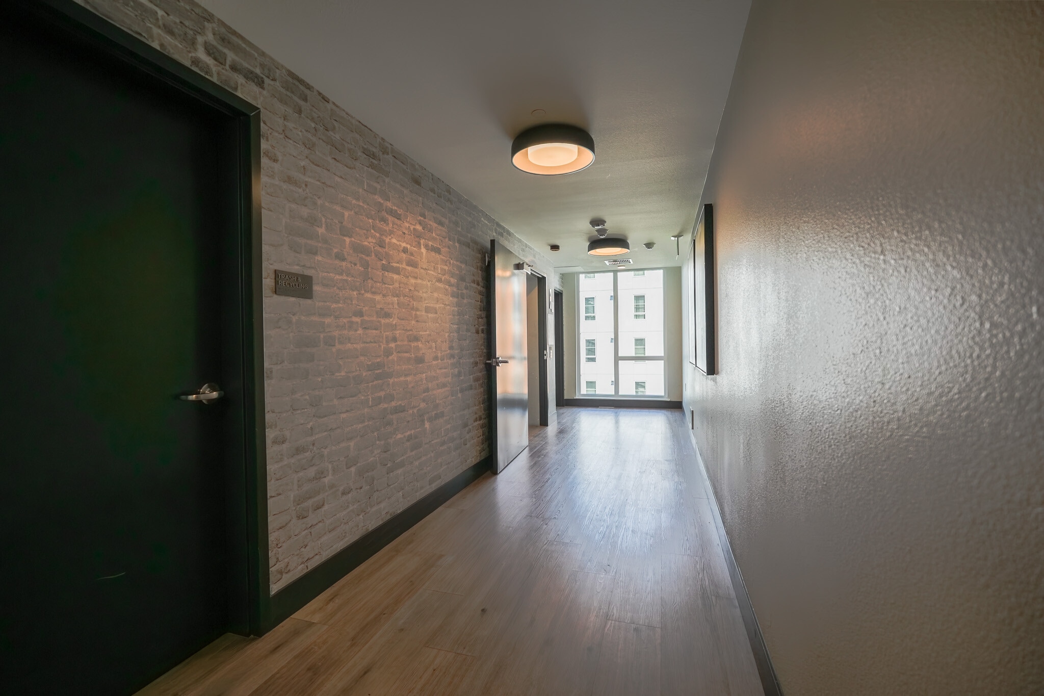 Building Photo - 260 Brooklyn Basin Wy