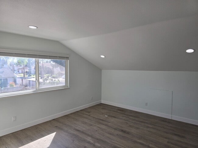 Building Photo - Fully Remodeled 4-Bedroom, 3-Bath Rental H...