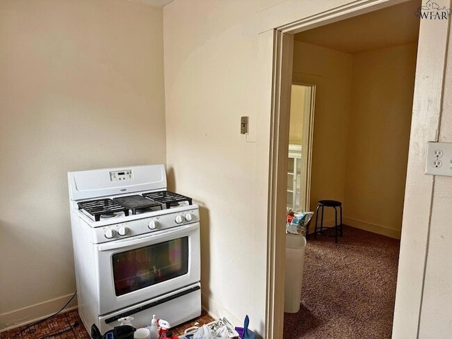 Building Photo - 2003 Wilson Ave