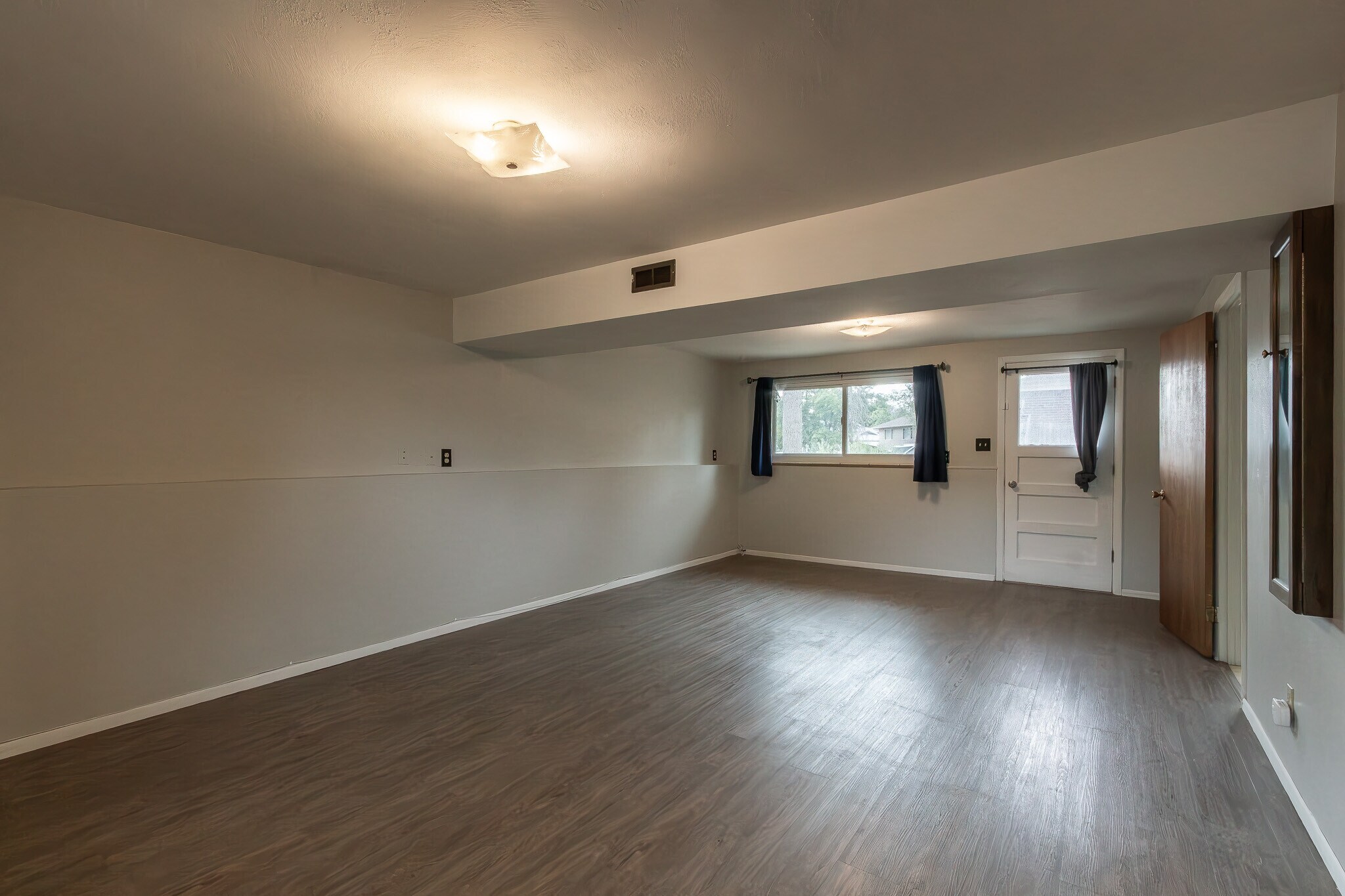 Building Photo - 17 McBurney Blvd