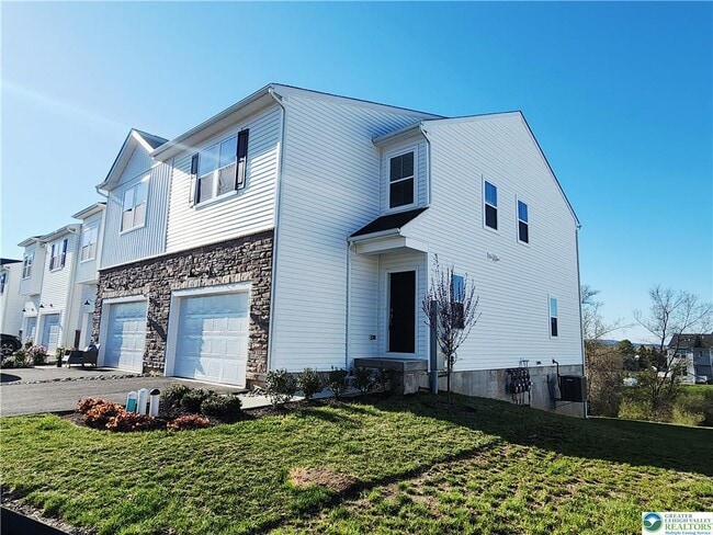 Building Photo - 7699 Clayton Ave