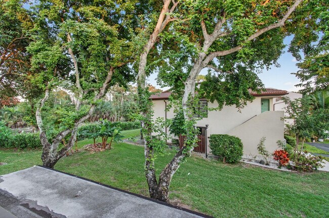 Building Photo - 21682 Cypress Rd