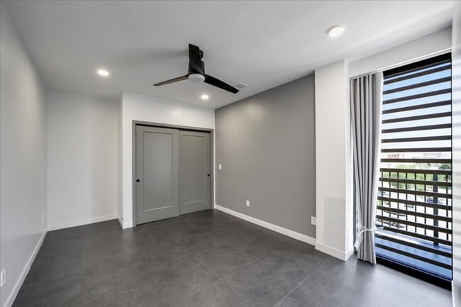 Interior Photo - 201 E. Front