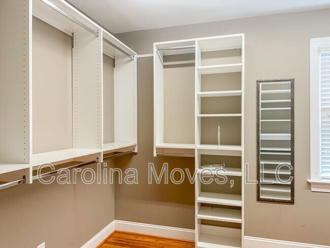 Building Photo - 46 Long Forest Dr