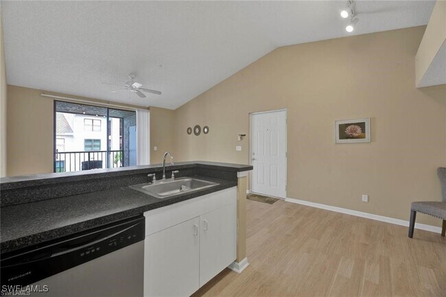 Building Photo - 13521 Eagle Ridge Dr